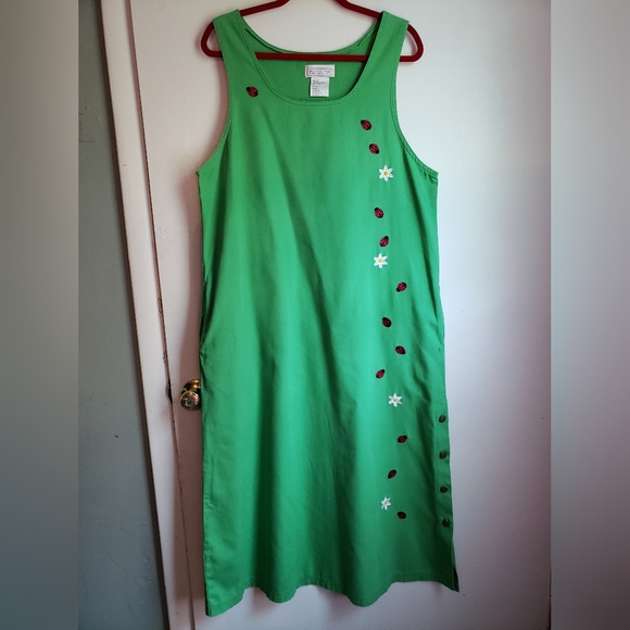 Lovely ladybug & daisy summer dress - Picture 14 of 14